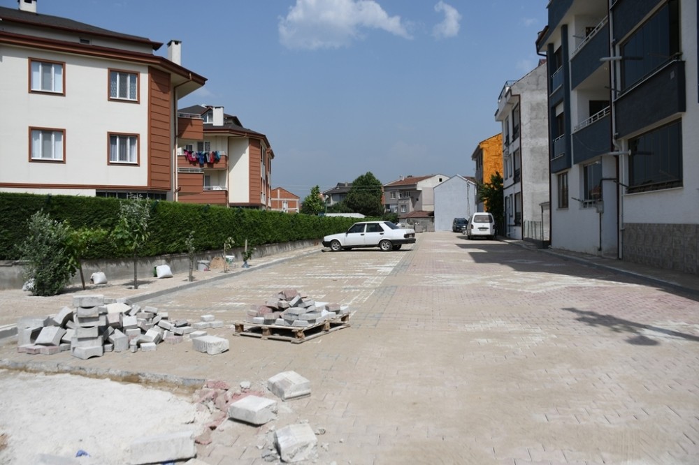 İnegöl’de hizmet seferberliği sürüyor 