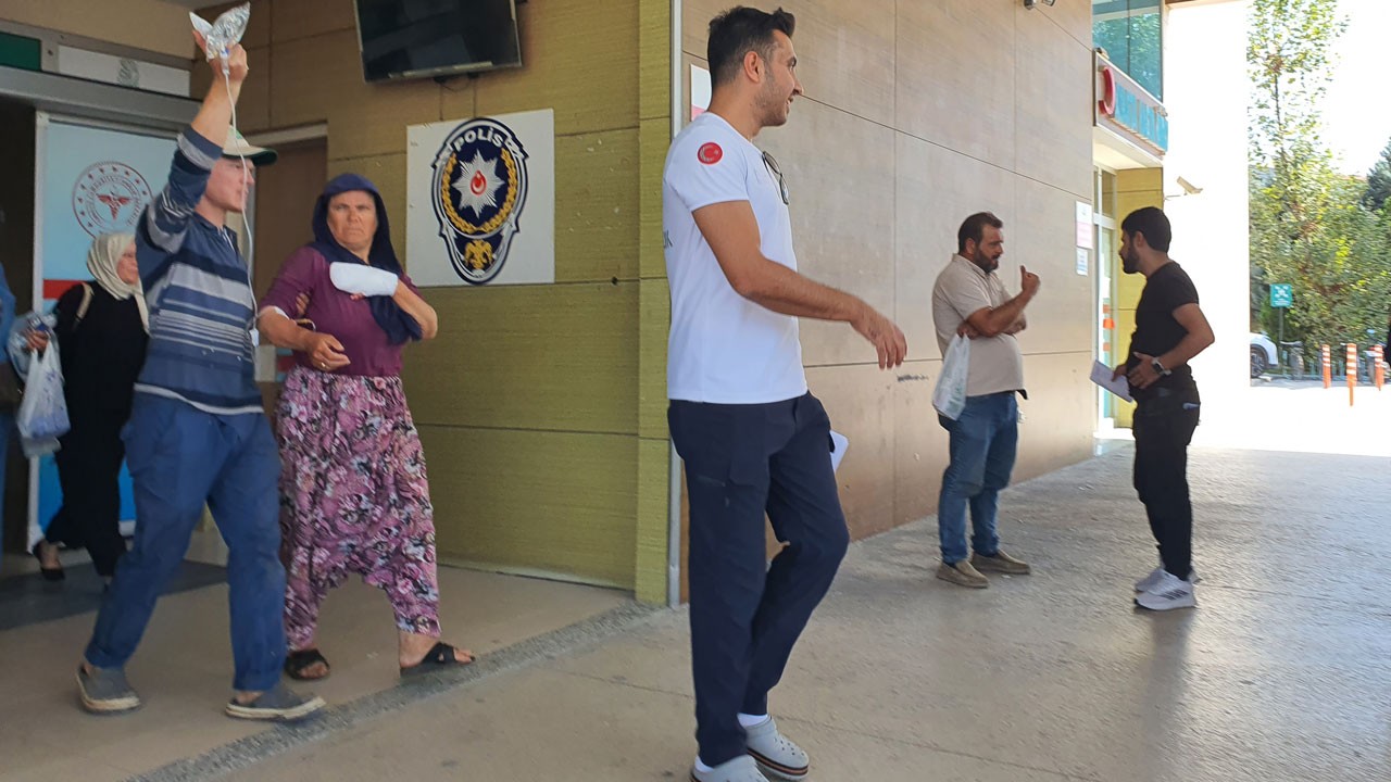 İnegöl’de korkunç kaza! Elini salça makinesine kaptırdı