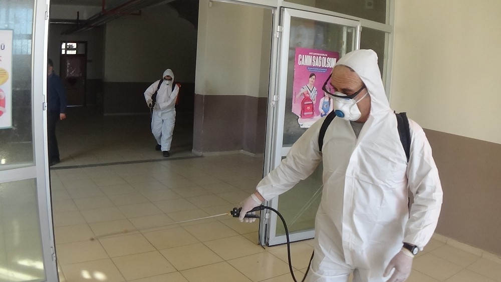 İnegöl’de korona virüsü tedbirleri devam ediyor 