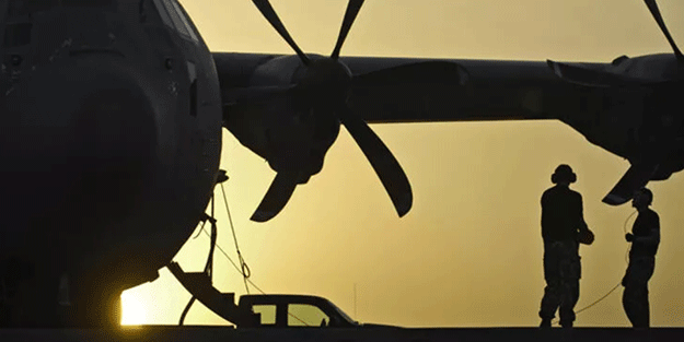 İngiliz askerleri Afganları öldürdü!