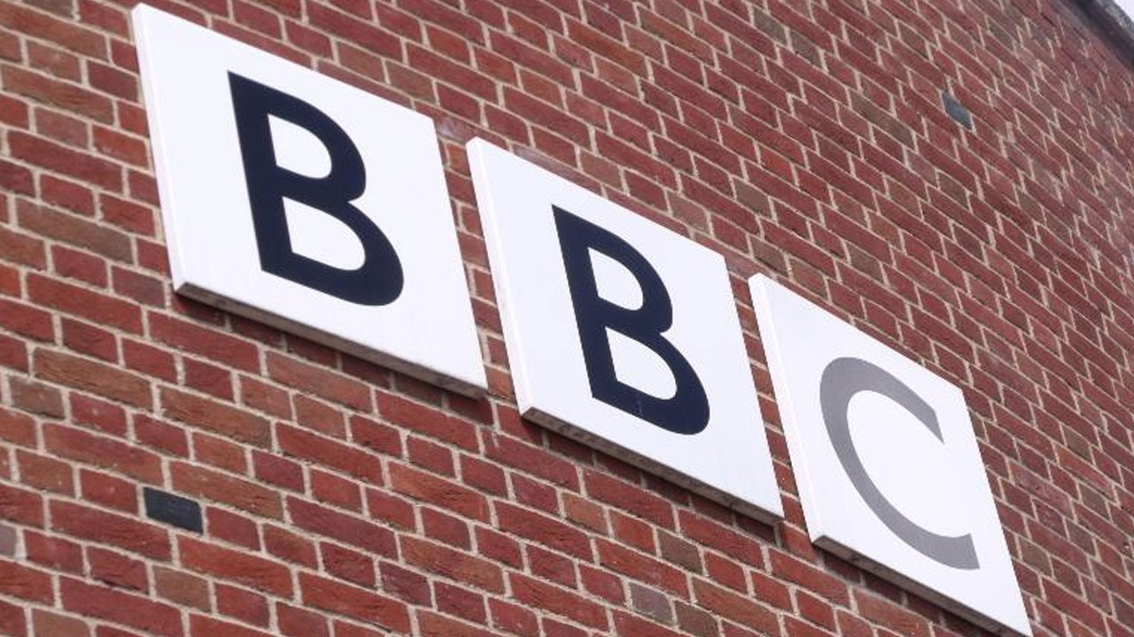 İngiliz BBC zorda! İşçi kıyımı yapacak
