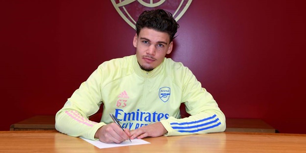 İngiliz devi Arsenal ilk transferini yaptı