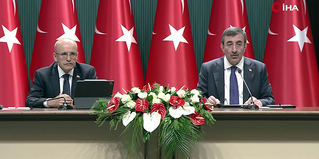 İngiliz ekonomistten Mehmet Şimşek'e emekli maaşlarıyla ilgili üstü kapalı tavsiye! Duyan çileden çıktı