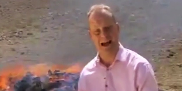 İngiliz gazeteci canlı yayında uyuşturucudan etkilenince...