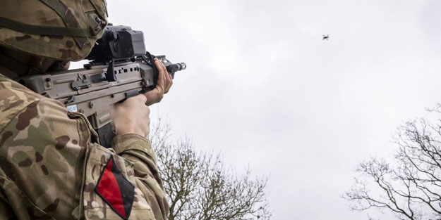 İngiliz Ordusu FPV İHA pilotluğu için yeni hamle