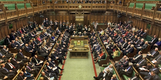 İngiliz Parlamentosu'ndan flaş 'Brexit' kararı!