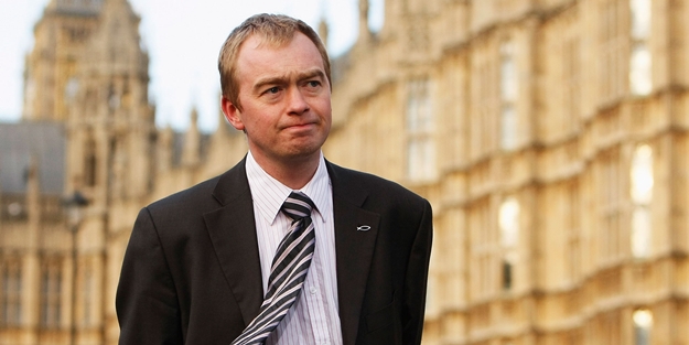 Vicdana gelen İngiliz ülkesine çaktı!