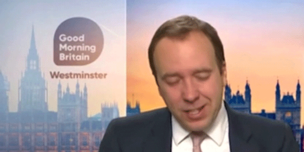 İngiliz Sağlık Bakanı canlı yayında ağladı! Sosyal medya yıkıldı