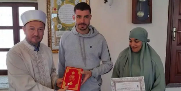 İngiliz turist Bodrum'da Müslüman oldu