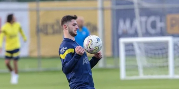 İngilizler, Kadıköy'e kamp kuracak! O yıldız için her şart zorlanacak... Yönetim bu işe ne diyecek?