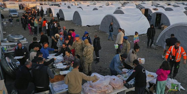 İngilizlerin bağışı 100 milyon sterlini geçti