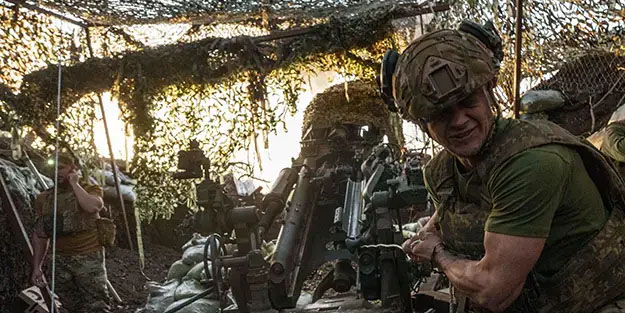 İngilizlerin iddiası: Ukrayna'nın yarısı düşebilir! Ruslar Su-57 savaş uçağı üretimini arttıracak