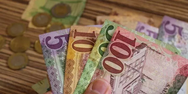 İngilizlerin sterlini ve Suudi Arabistan'ın riyali: Ünlü analistin beklentisi! İşte serbest piyasa döviz kurları