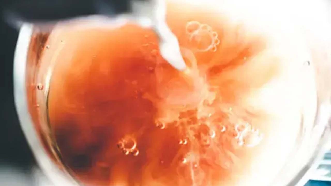 İngilizlerin vazgeçilmezi! Adını duydunuz mu? Süt ve çay: Şıp diye kaloriyi değiştirdi