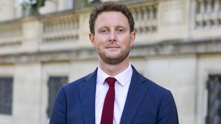 İngiltere, ABD’nin kürkçü dükkânına geri döndü