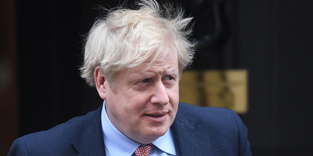 Boris Johnson hastaneye kaldırıldı