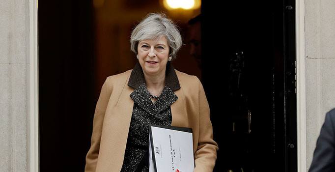 İngiltere Başbakanı Ortadoğu turunda