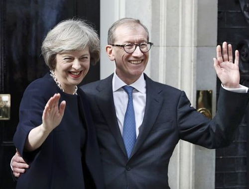 İngiltere Başbakanı Theresa May ilk kez konuştu!