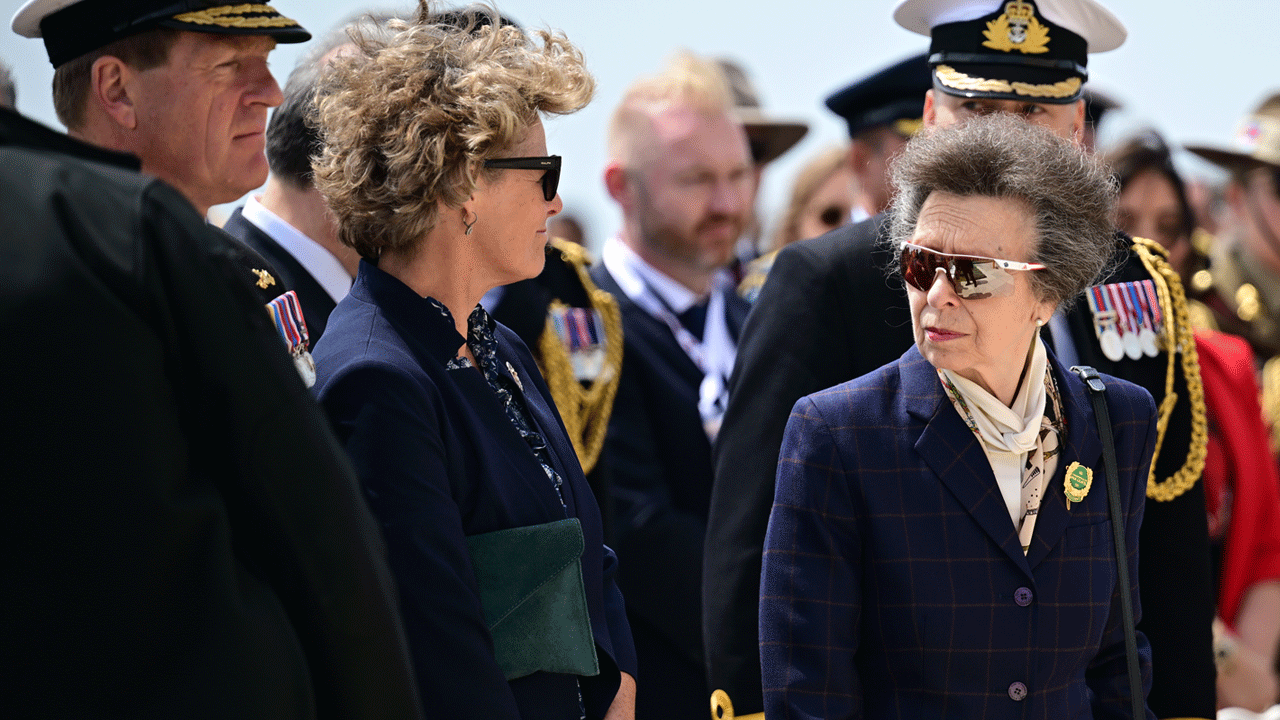 İngiltere Kralının kardeşi Prenses Anne, Çanakkale’ye gömülen İngiliz askerlerini andı: Kaybınızın etkisi hala hissediliyor