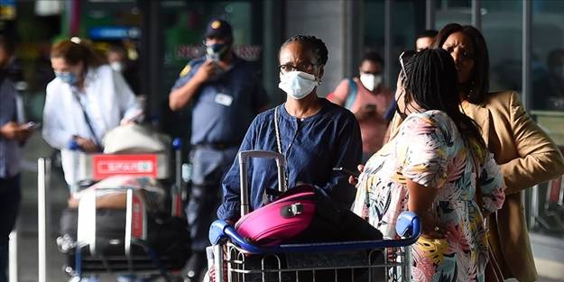 İngiltere, Omicron vakalarında 1 milyon tahmini yaptı