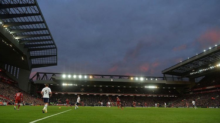 İngiltere Premier Lig'de çılgın düello!