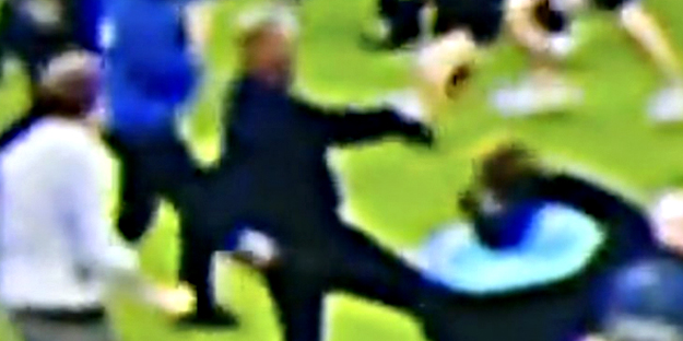 İngiltere Premier Lig'de skandal hareket!