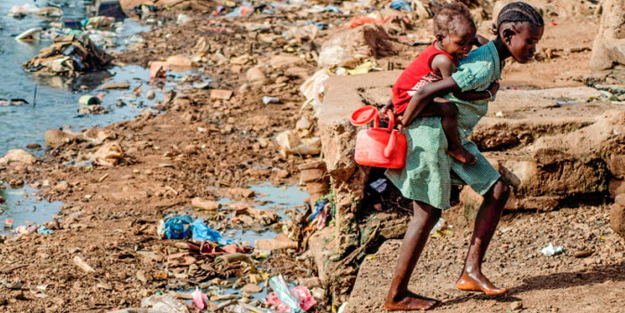 İngiltere yardımları kıstı: Binlerce kişi ölmek üzere!