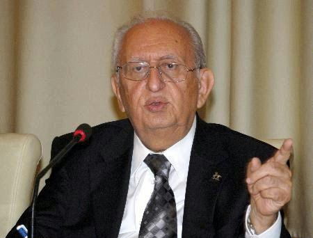 İngiltere'de 2. Elizabeth, bizde 1. Hüsamettin