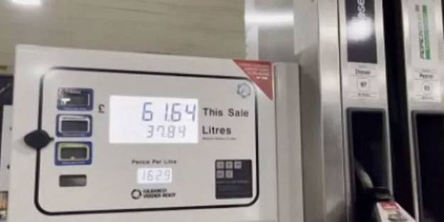 İngiltere’de akaryakıt fiyatları cep yakıyor