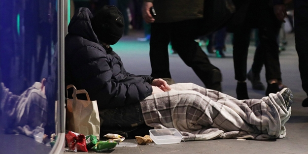 İngiltere'de bir yılda 600 evsiz öldü!
