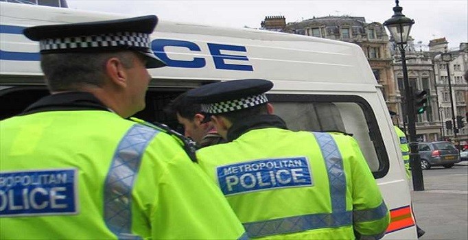 İngiltere'de DHKP-C operasyonu: 2 gözaltı