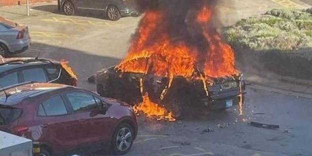 İngiltere'de hastane yakınında patlama!