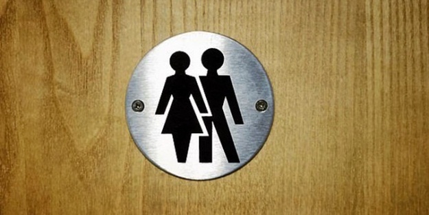 İngiltere'de kadın-erkek karışık tuvaletlere isyan! Hükümet geri adım attı