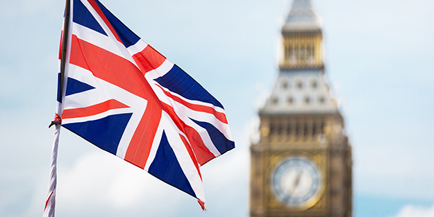 İngiltere’de kimse bizdekiler gibi ‘işgal ediliyoruz’ demiyor! Türkler Londra’dan birer birer toplamaya başladı