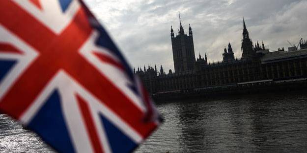 İngiltere'de kritik yasa yürürlüğe girdi