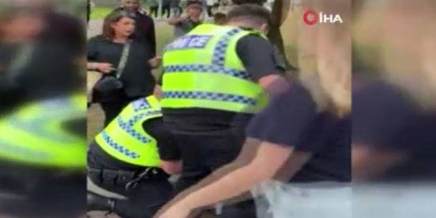 İngiliz polisinin şiddeti kameraya yansıdı!