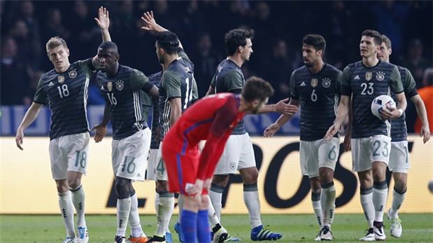 İngiltere'den müthiş geri dönüş!