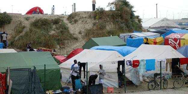 İngiltere'den utanç veren girişim! Mültecilere karşı...