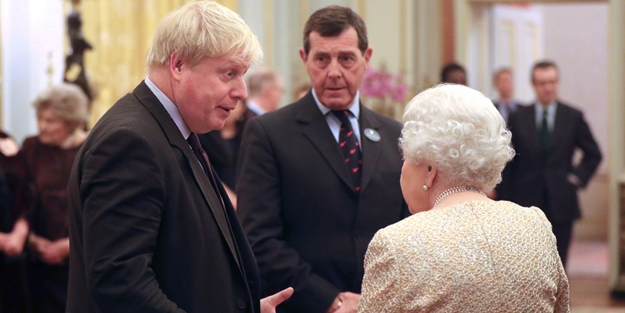 İngiltere'yi karıştıran güvenlik krizi! Üst düzey yetkililerin bilgilerini paylaştılar