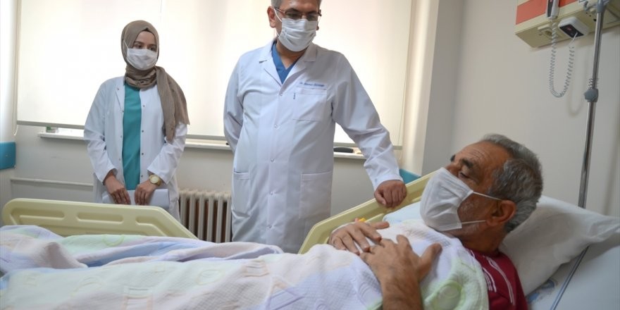 İnme hastası hava ambulansı sayesinde sağlığına kavuştu