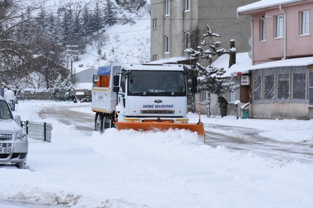 İnönü Belediyesi’nden kar seferberliği 