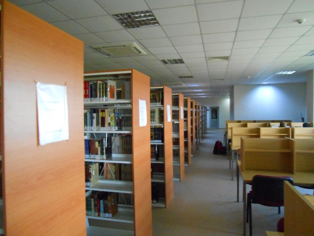 İnönü üniversitesi Kütüphanesi’ne Covid-19 ayarı 