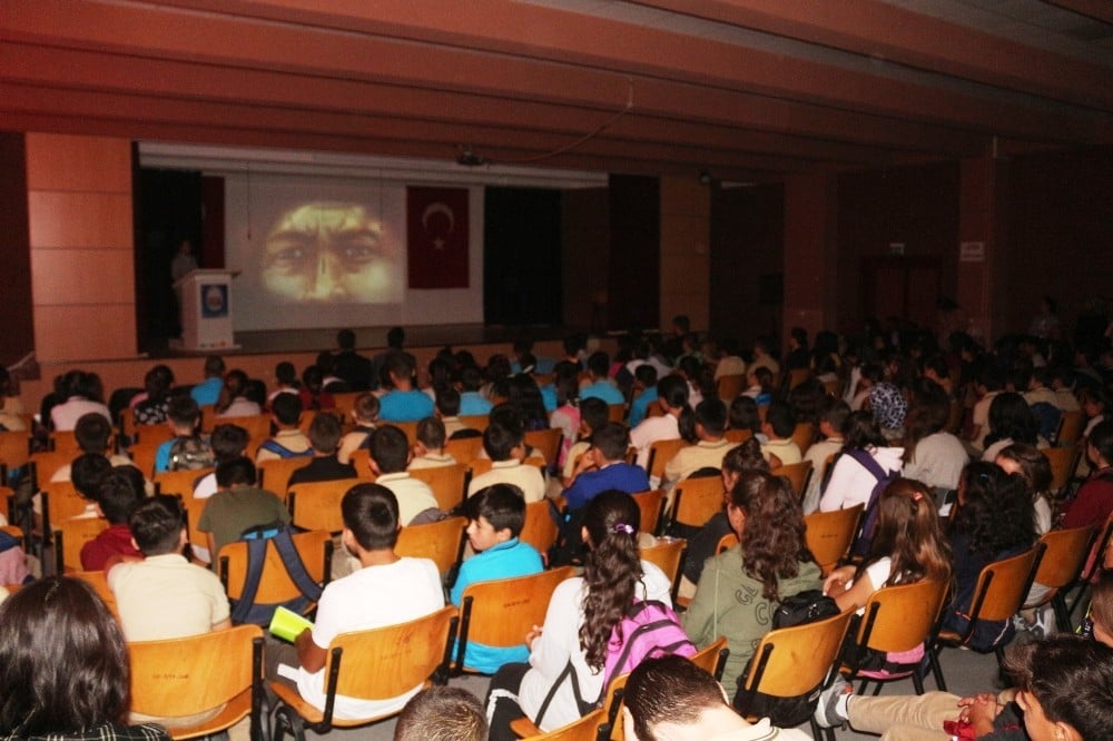 İnönü’de şehitler anıldı 