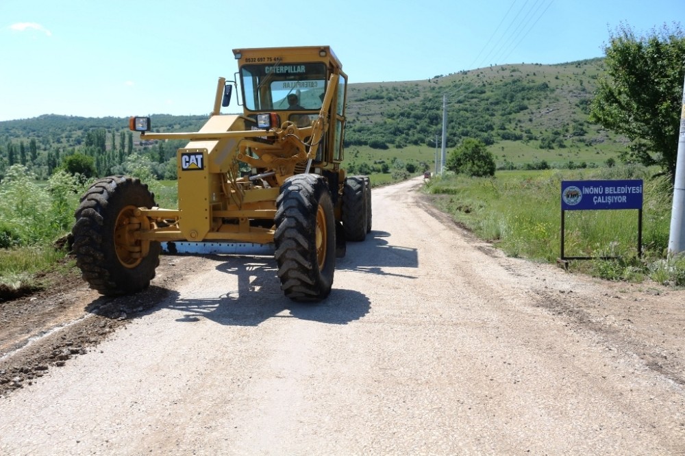 İnönü’de yol çalışmalarına başlandı 
