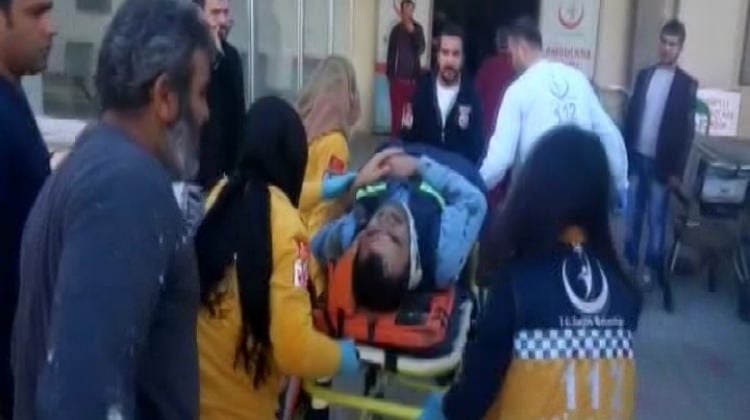 İnşaat işçileri 8’inci kattan yere çakıldı!