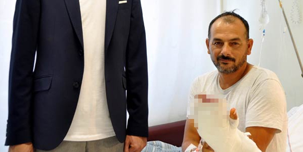 İnşaat işçisi eldivenini çıkardı, hayatının şokunu yaşadı!