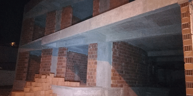 İnşaatta elleri ve ayakları bağlı bulunan kızın söyledikleri ağızları açık bıraktı