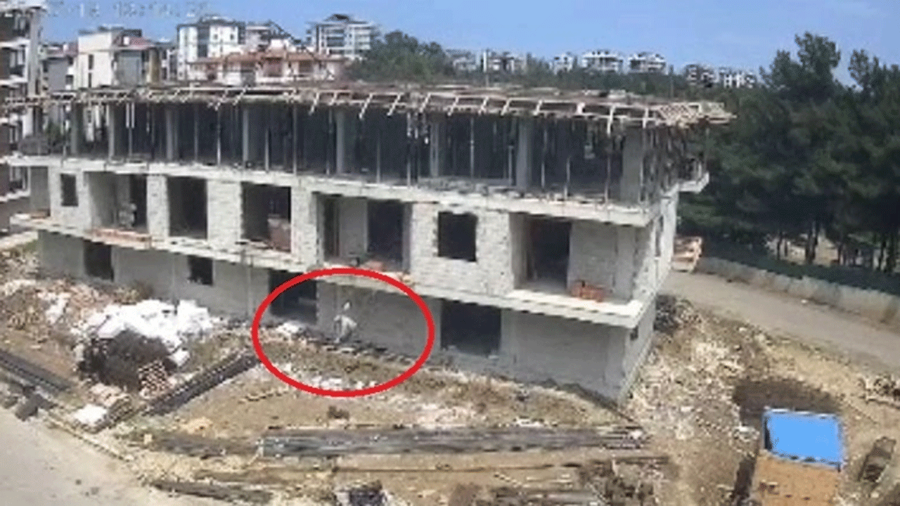 İnşaatta feci kaza! Demir parçası ustanın bacağına saplandı