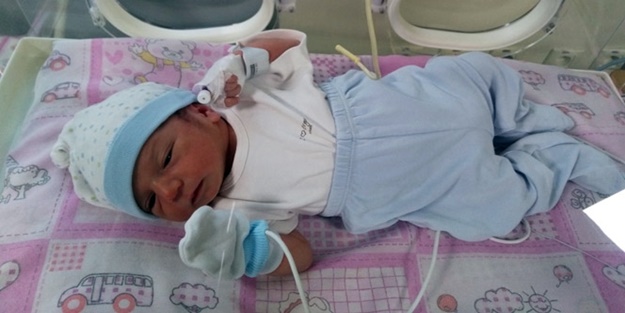 İnsan canı bu kadar ucuz mu? Bebeğini çöpe atan vicdansız anneye...