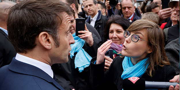 İnsan içine çıkamıyor! Fransızlardan Macron'a öfke seli: Yakında düşeceksin, bekle ve gör